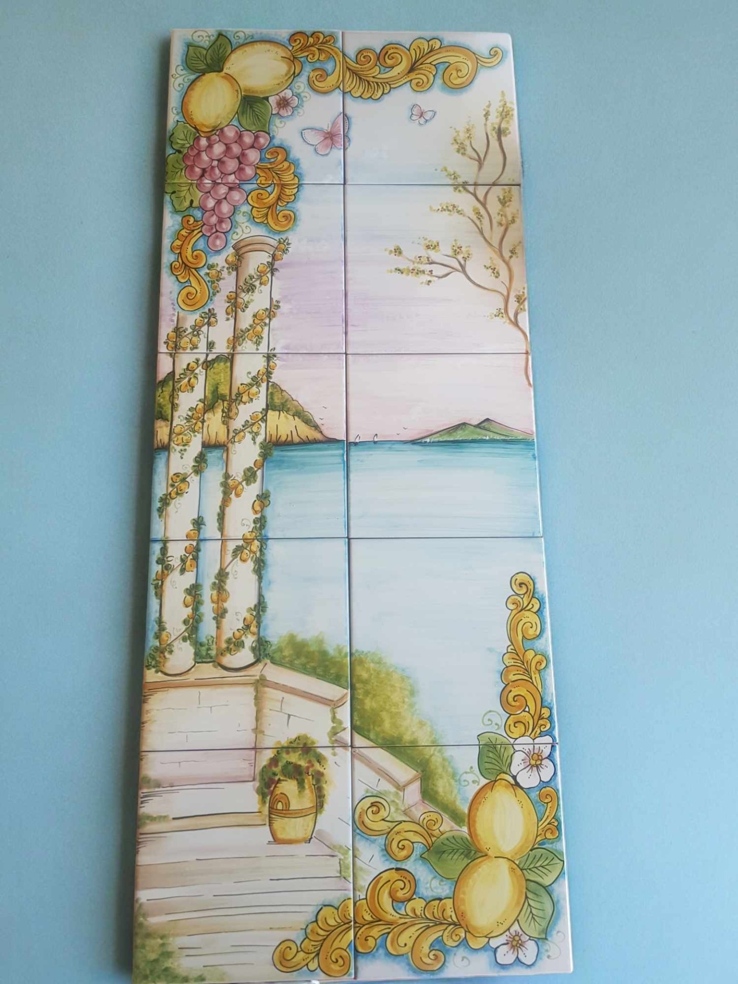 dipinto piastrelle ceramica stile costiera amalfitana 