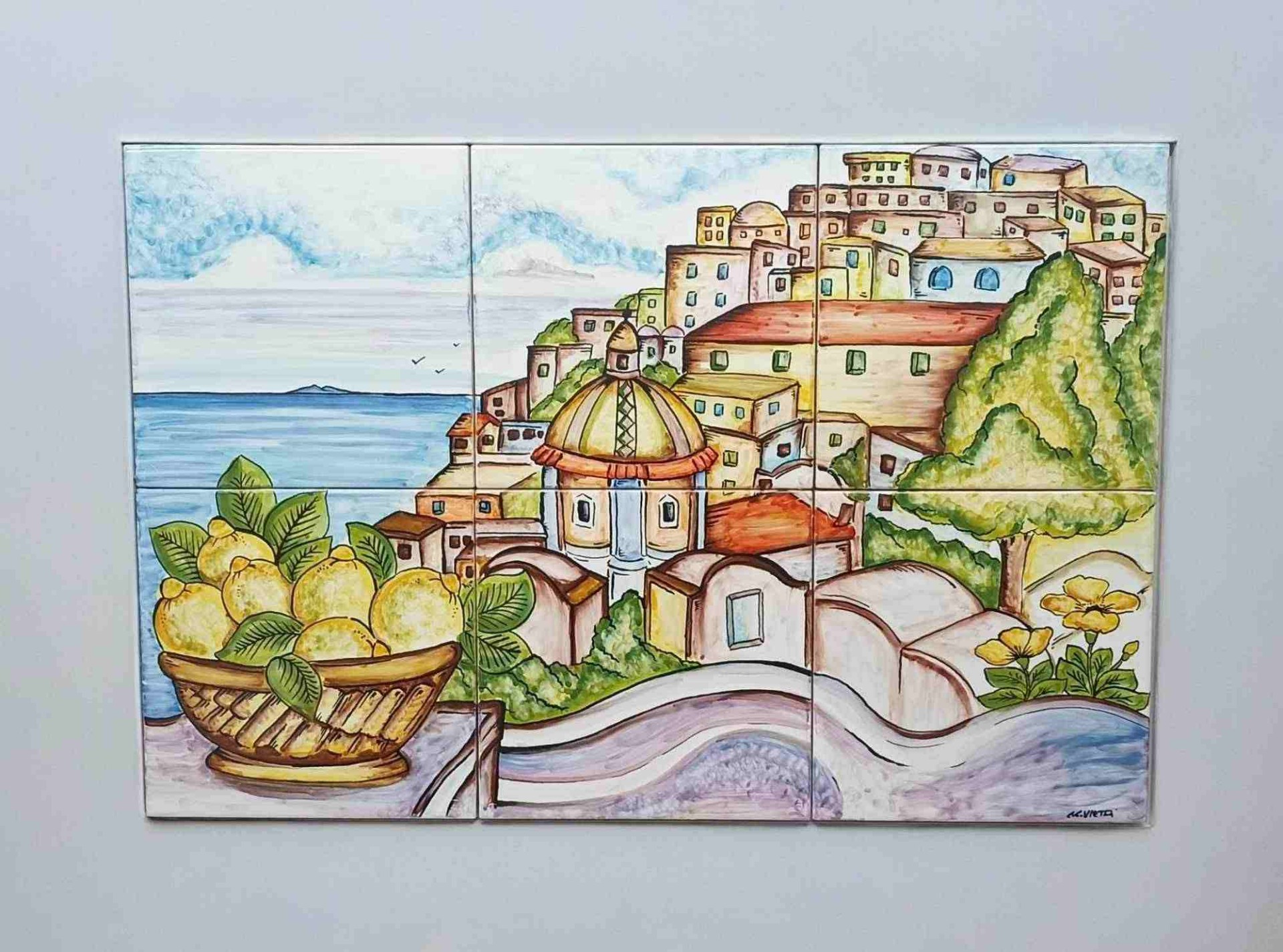 Dipinto su piastrelle in ceramica decorato a mano in stile ceramica amalfitana e penisola sorrentina.
